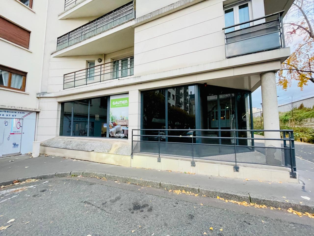 Commerce Courbevoie 560m² Location Commerce Courbevoie Hauts-de-Seine OLCOM2537278 1