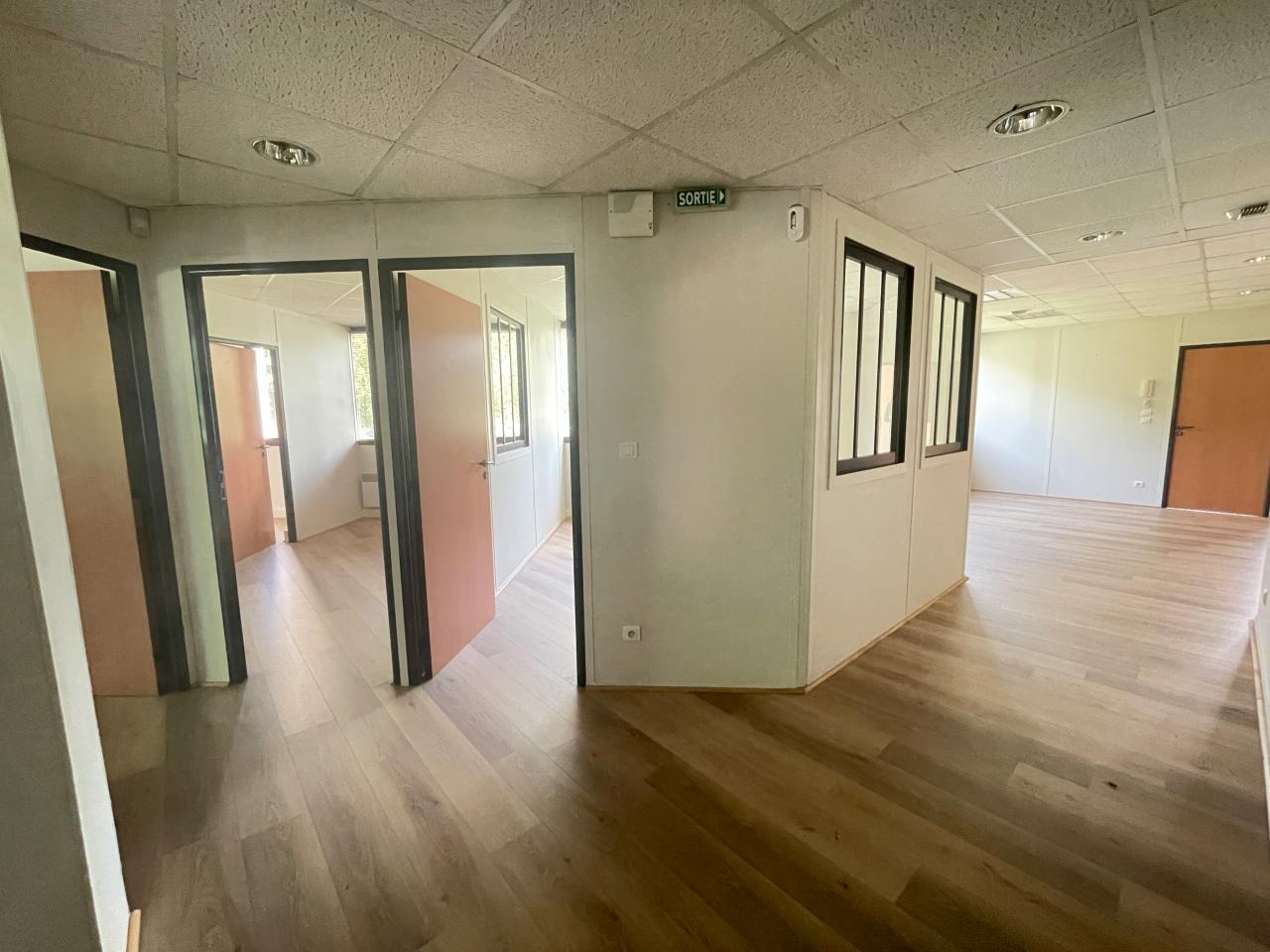 Bureau Rennes 373m² Vente Bureau Rennes Ille-et-Vilaine OVBUR2535216 1