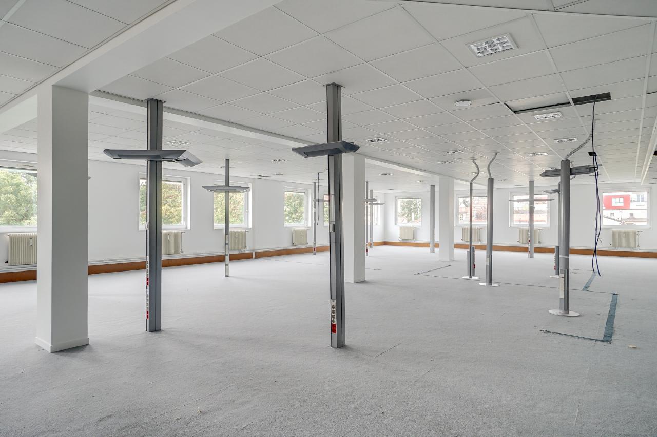 Bureau Montreuil 1969m² Location Bureau Montreuil Seine-Saint-Denis OLBUR2118389