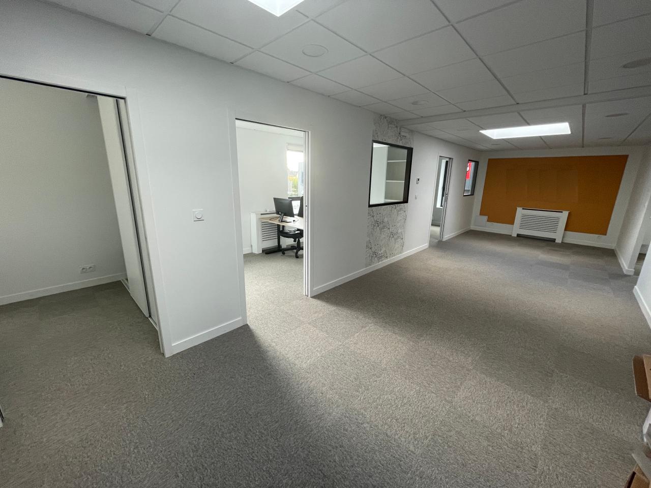 Local d'activité Saint-Gilles 195m² Vente Local d'activité Saint-Gilles OVACT2537603