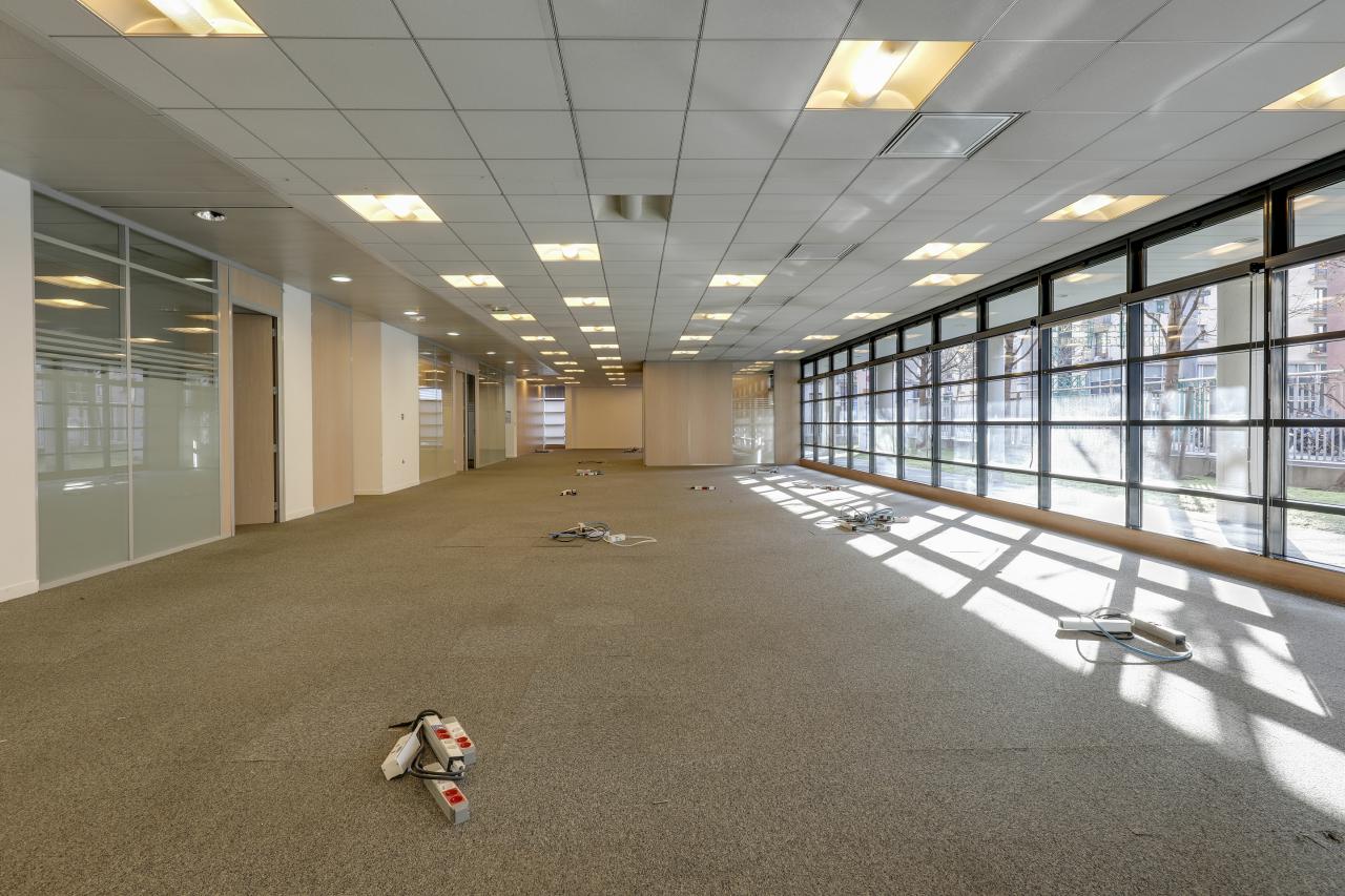 Bureau Montreuil 8550m² Location Bureau Montreuil Seine-Saint-Denis OLBUR2107349 1
