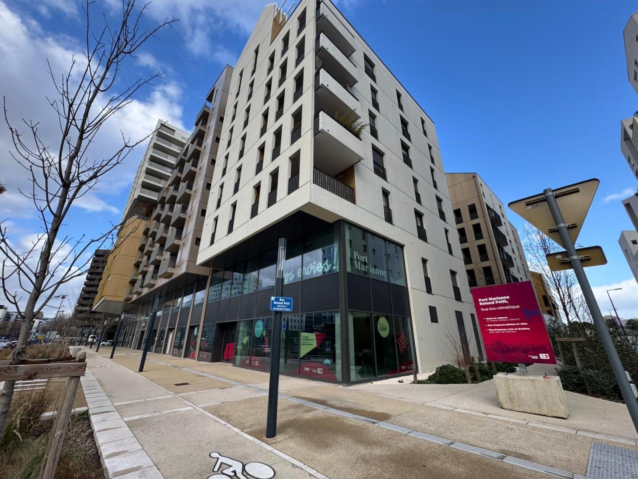 Commerce Montpellier 470m² Location Commerce Montpellier Hérault OLCOM2639213 1