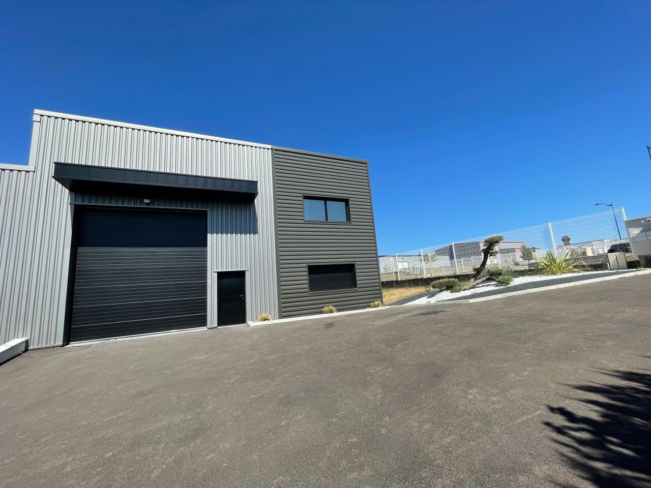 Local d'activité Colombier-Saugnieu 282m² Location Local d'activité Colombier-Saugnieu OLACT2534472