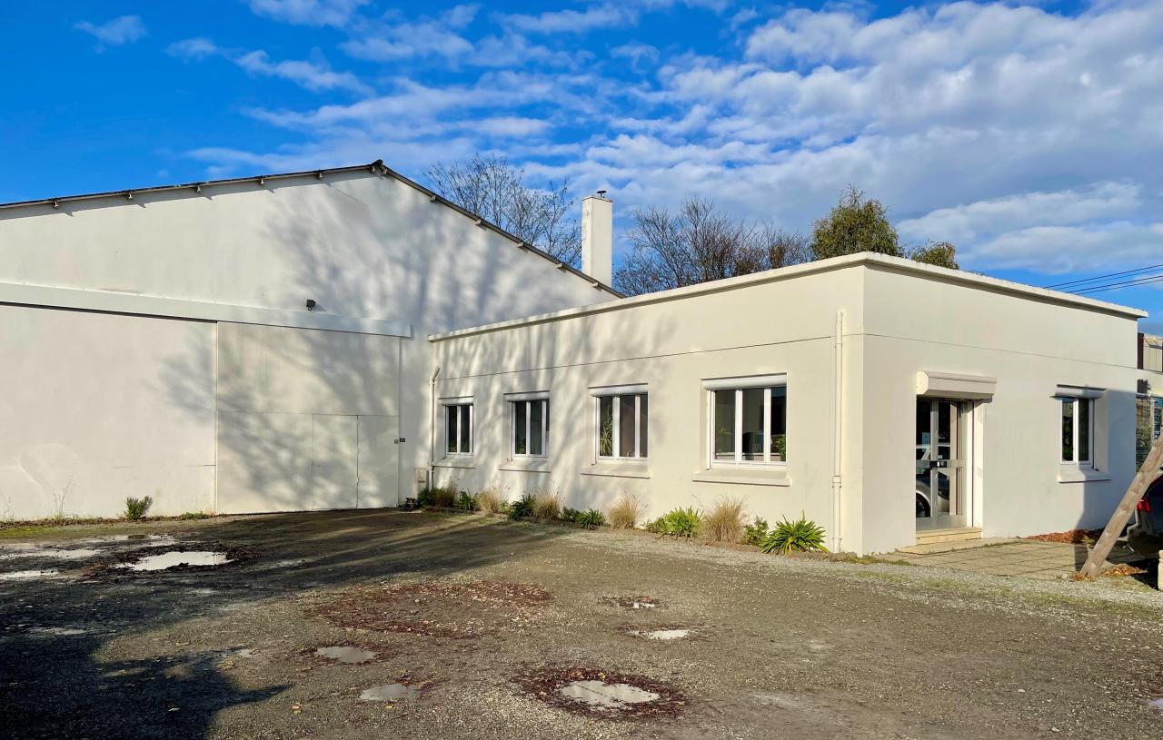 Local d'activité Saint-Herblain 715m² Location Local d'activité Saint-Herblain Loire-Atlantique OLACT2537289 1