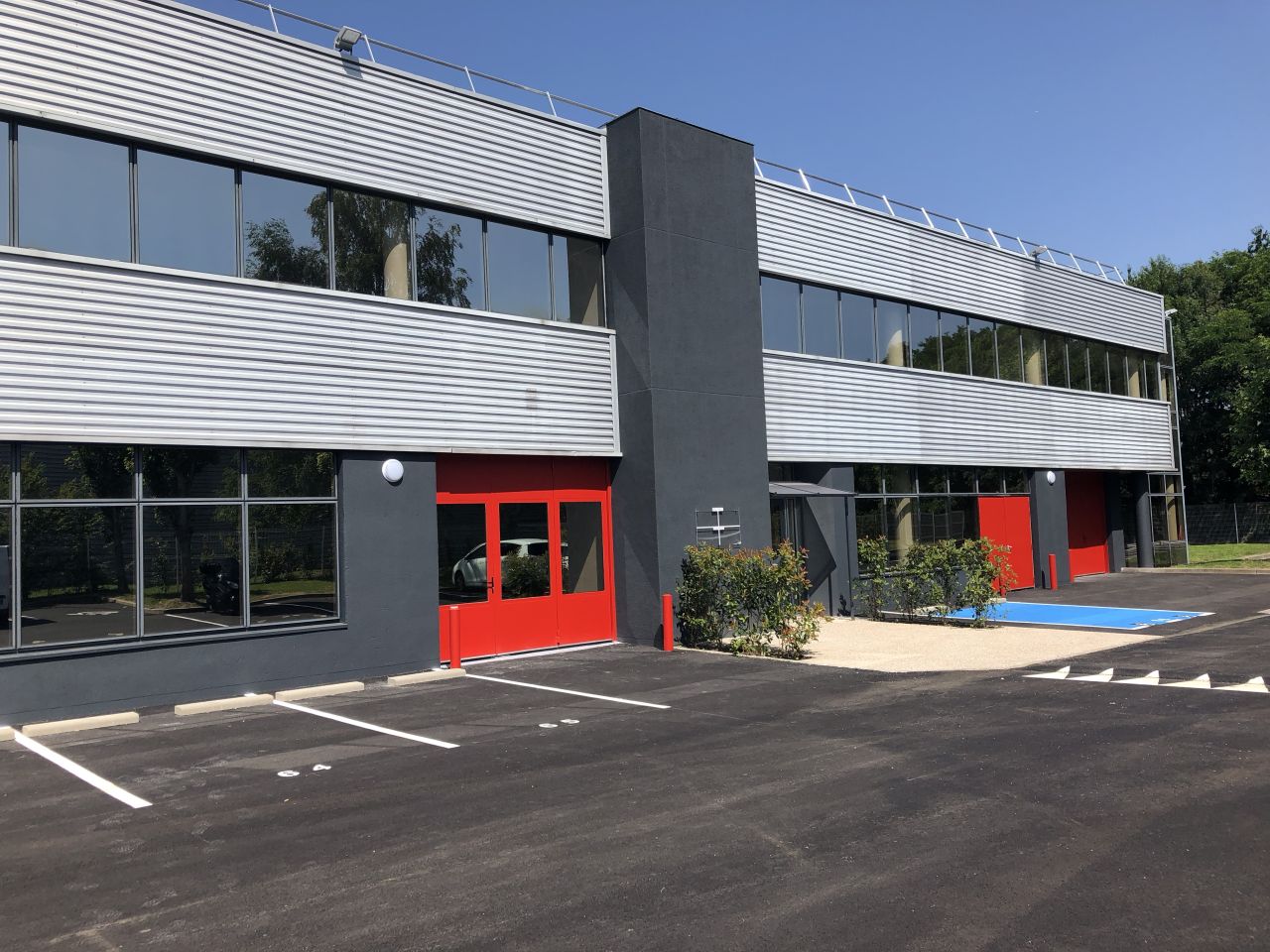 Local d'activité Tigery 552m² Location Local d'activité Tigery Essonne OLACT2536772 1