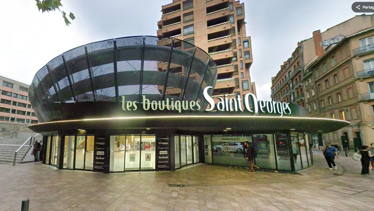 Commerce Toulouse 3856m² Location Commerce Toulouse Haute-Garonne OLCOM2537874 1