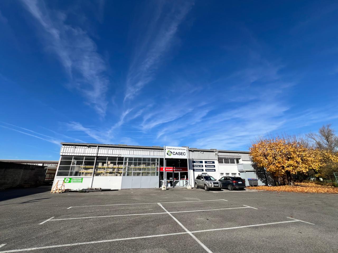 Local d'activité Meythet 1300m² Vente Local d'activité Meythet Haute-Savoie OVACT2536288 1