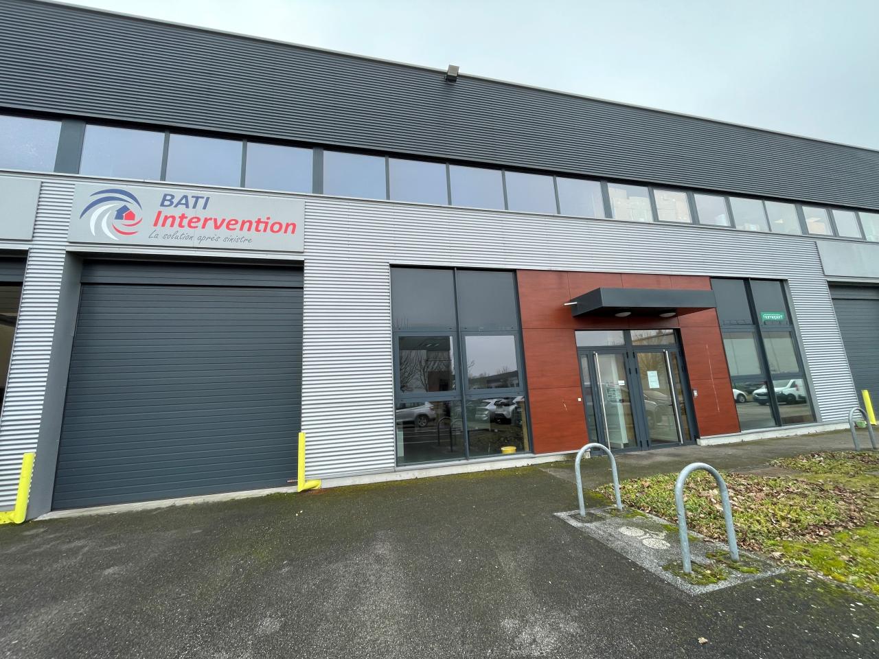 Local d'activité Strasbourg 299.6m² Location Local d'activité Strasbourg Bas-Rhin OLACT2639044