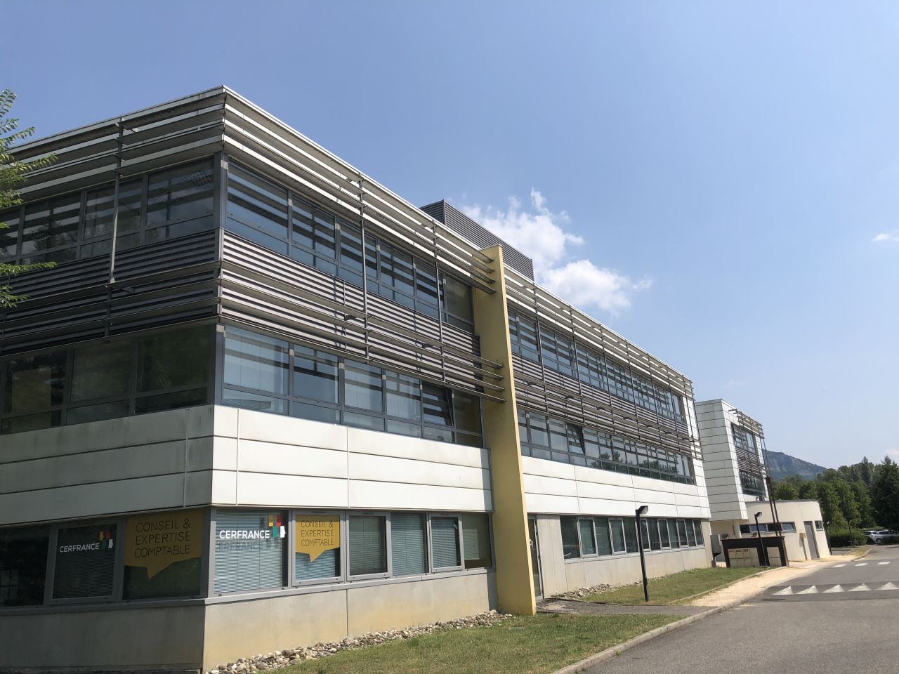 Bureau Méry 90m² Location Bureau Méry Savoie OLBUR2534874 1