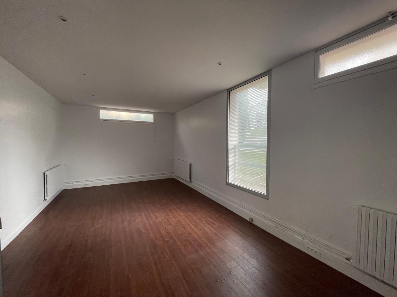 Bureau Petit-Couronne 64m² Location Bureau Petit-Couronne Seine-Maritime OLBUR2536150 1