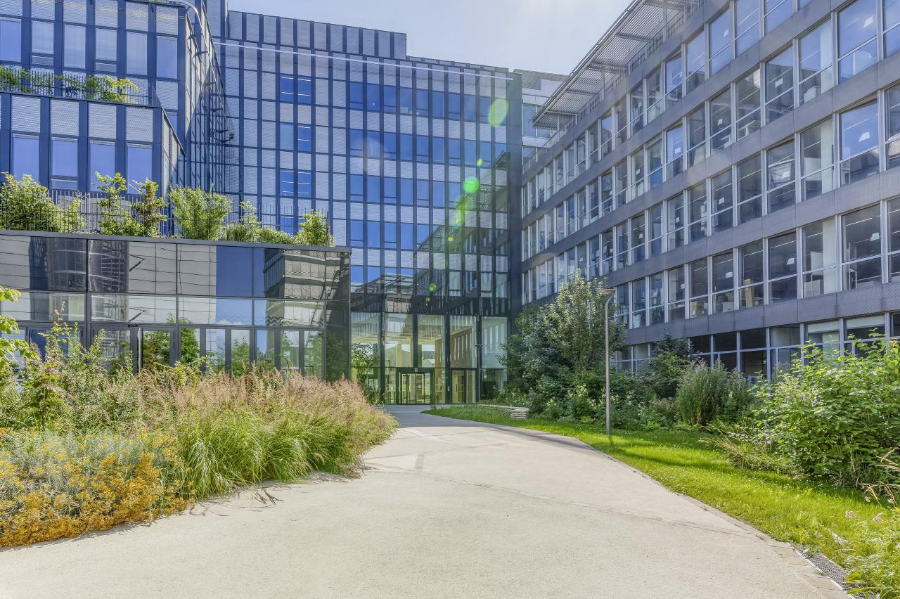 Bureau Saint-Denis 2303m² Location Bureau Saint-Denis Seine-Saint-Denis OLBUR2106854 1