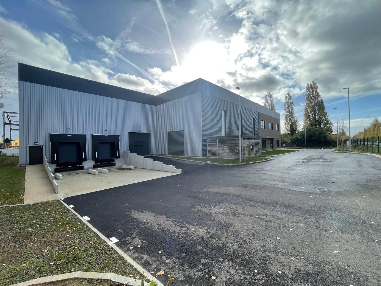 Local d'activité Trappes 2170m² Location Local d'activité Trappes OLACT2418990