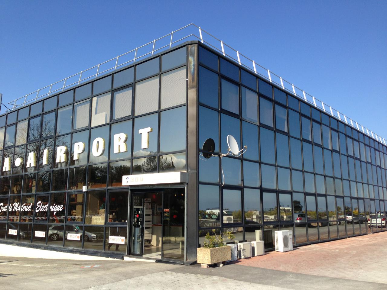 Local d'activité Villeneuve-Loubet 1350m² Location Local d'activité Villeneuve-Loubet Alpes-Maritimes OLACT2534502 1