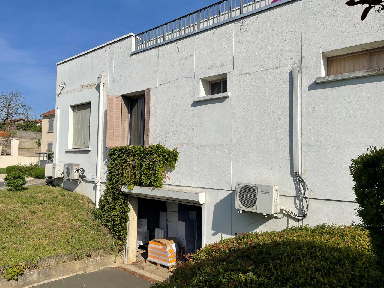 Local d'activité Villeneuve-le-Roi 315m² Location Local d'activité Villeneuve-le-Roi OLACT2426327