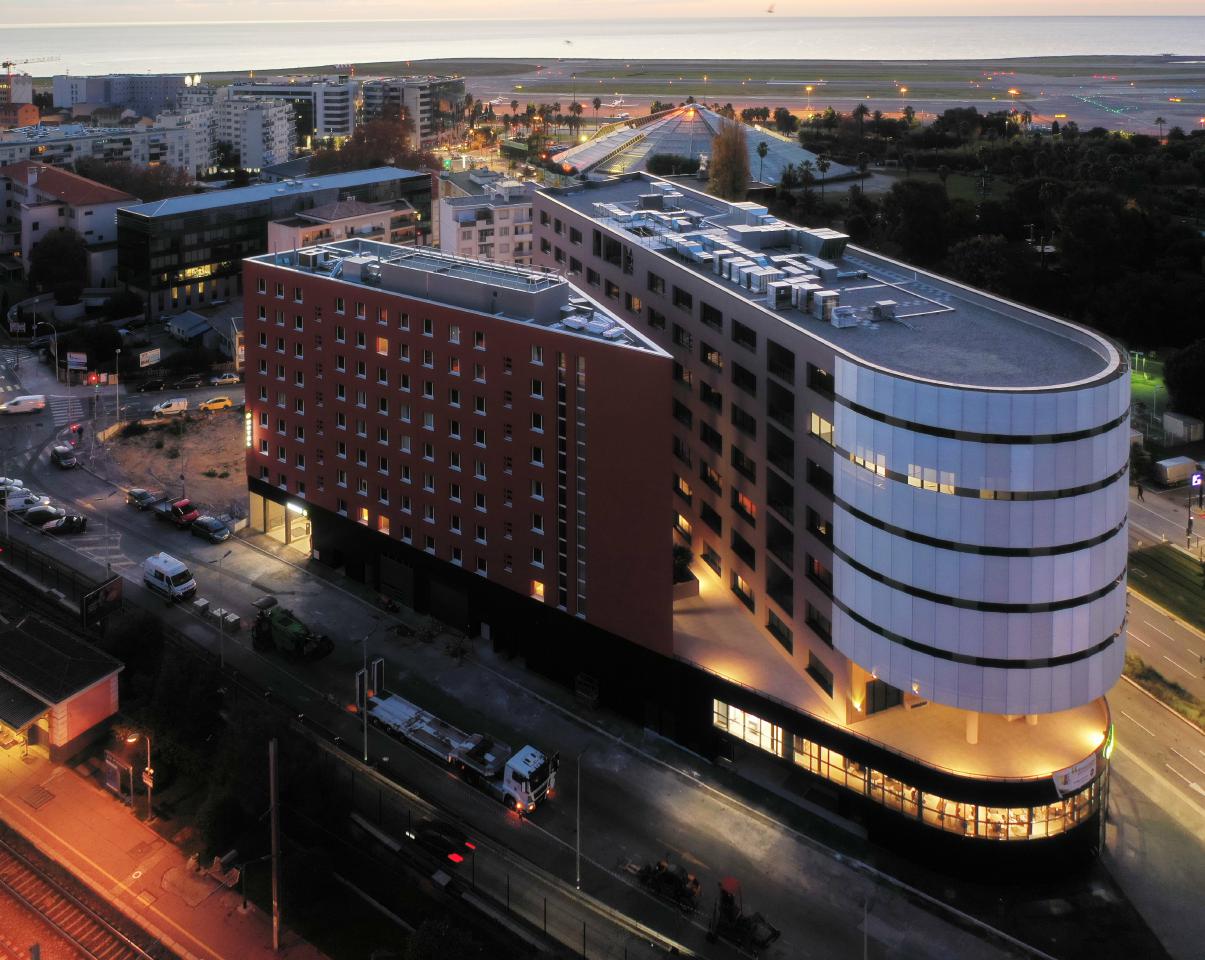 Bureau Nice 303m² Location Bureau Nice Alpes-Maritimes AOLBUR2115382_2