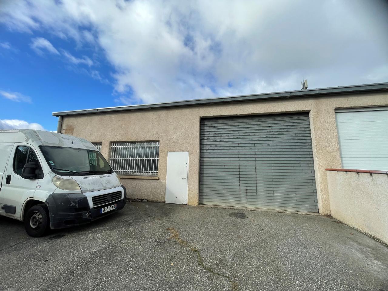 Local d'activité Cugnaux 219m² Location Local d'activité Cugnaux Haute-Garonne OLACT2537103