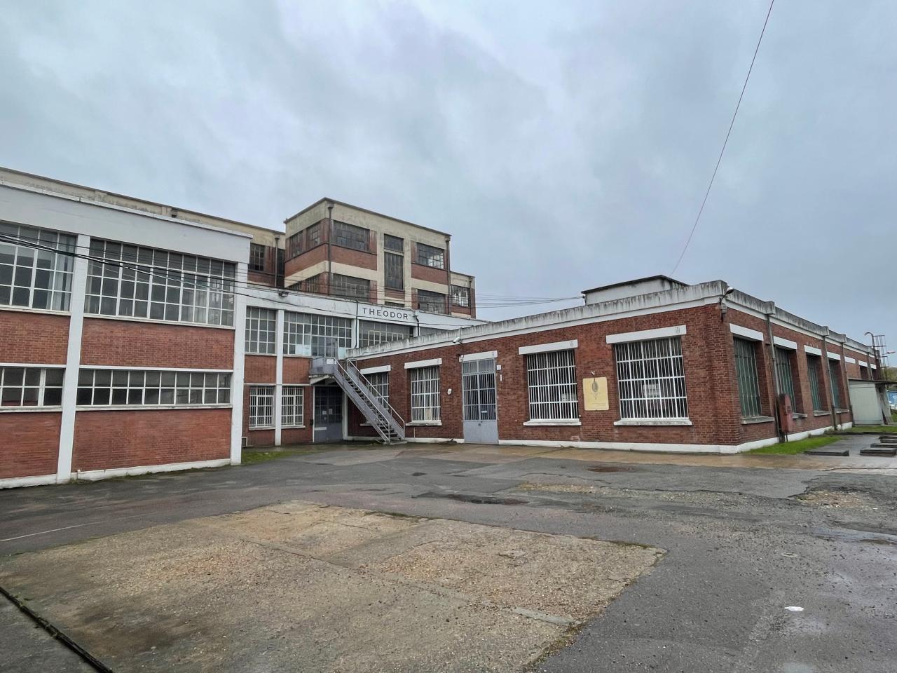 Bureau Bonnières-sur-Seine 1000m² Location Bureau Bonnières-sur-Seine Yvelines OLBUR2529854