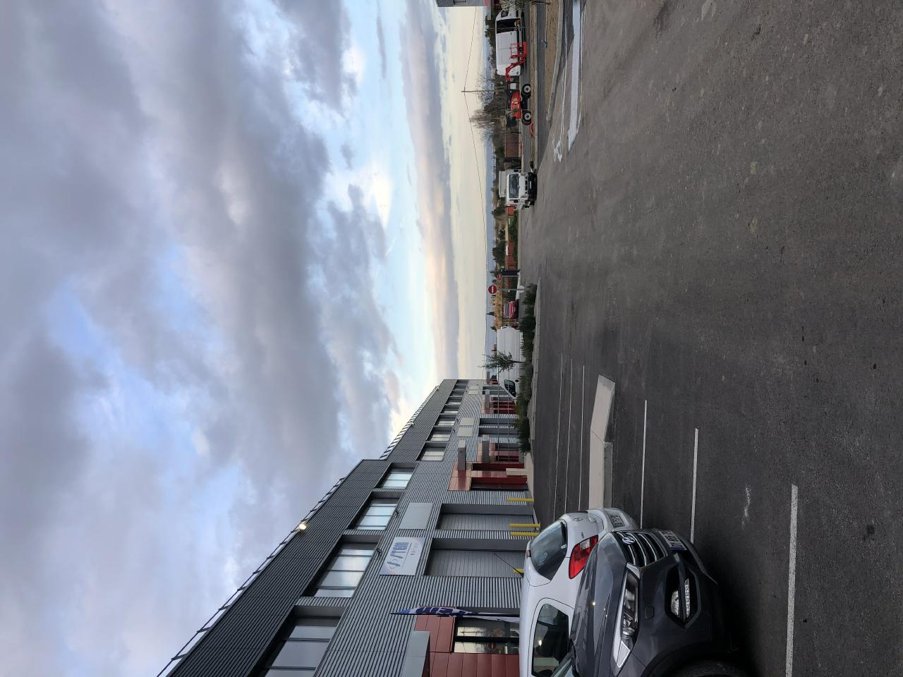 Local d'activité Gignac-la-Nerthe 356m² Location Local d'activité Gignac-la-Nerthe Bouches-du-Rhône OLACT2530391 1