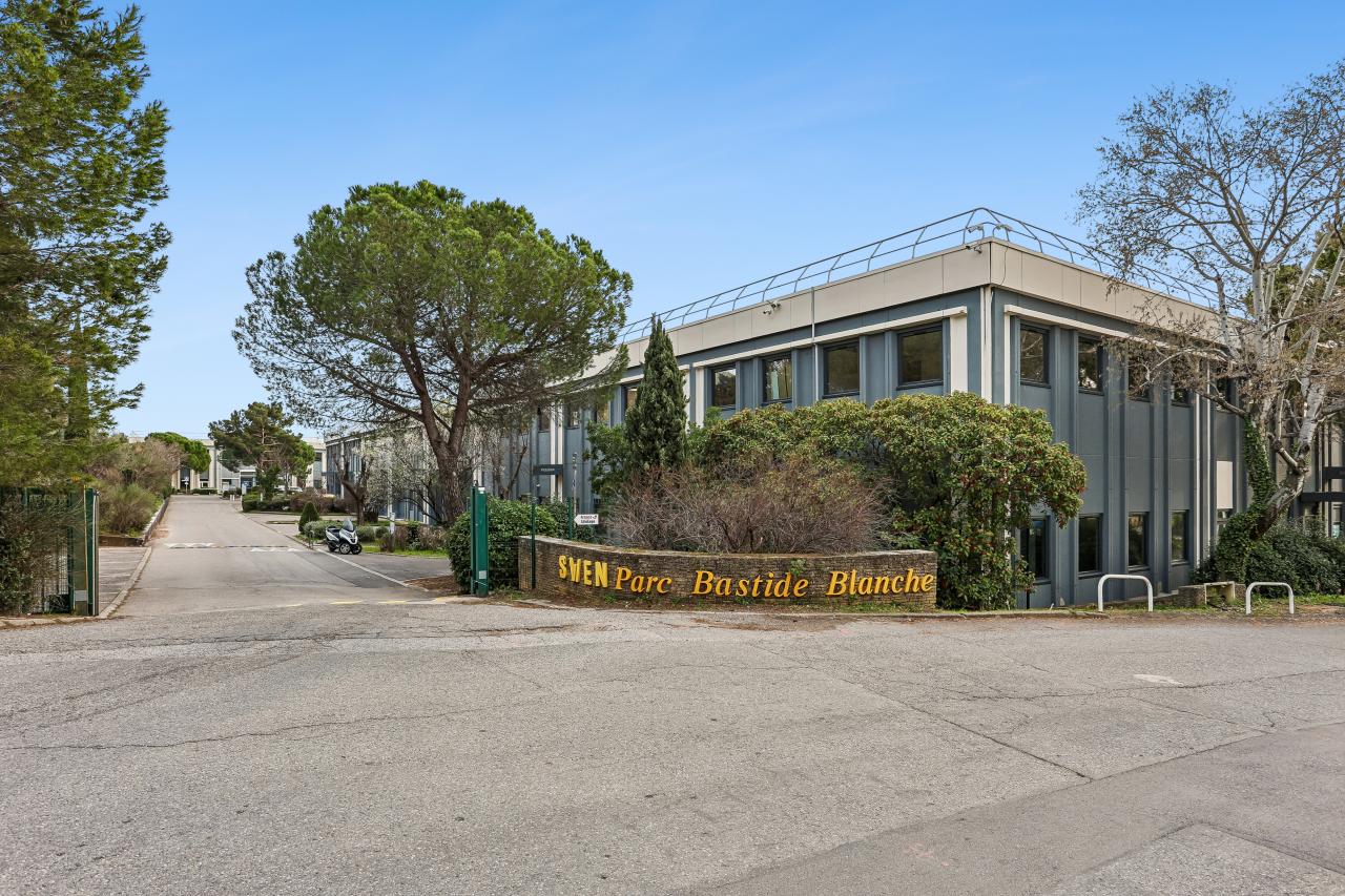 Bureau Vitrolles 4933m² Location Bureau Vitrolles Bouches-du-Rhône OLBUR2114916