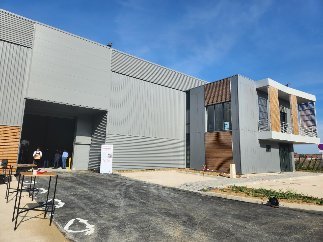 Local d'activité Chanteloup-en-Brie 1418m² Vente Local d'activité Chanteloup-en-Brie Seine-et-Marne OVACT2536660 1