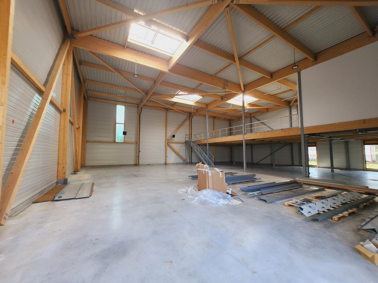 Local d'activité Chanteloup-en-Brie 804m² Vente Local d'activité Chanteloup-en-Brie Seine-et-Marne OVACT2536654 1