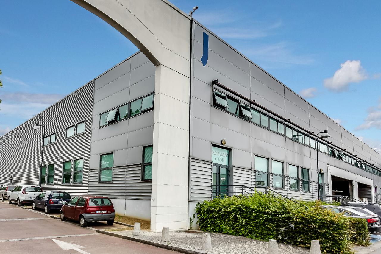 Local d'activité Ivry-sur-Seine 746m² Location Local d'activité Ivry-sur-Seine Val-de-Marne OLACT2643683