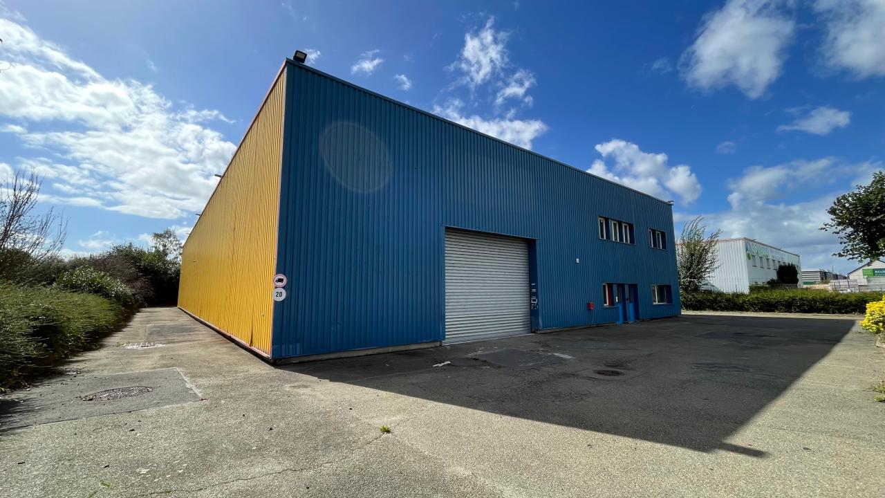 Local d'activité Coignières 1726m² Vente Local d'activité Coignières Yvelines OVACT2315861 1