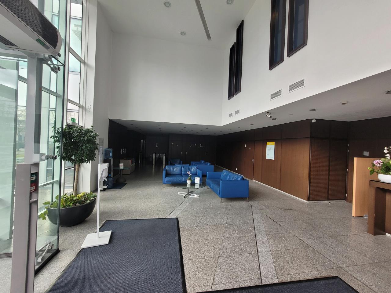 Bureau Montigny-le-Bretonneux 10383m² Location Bureau Montigny-le-Bretonneux Yvelines OLBUR2426705 1