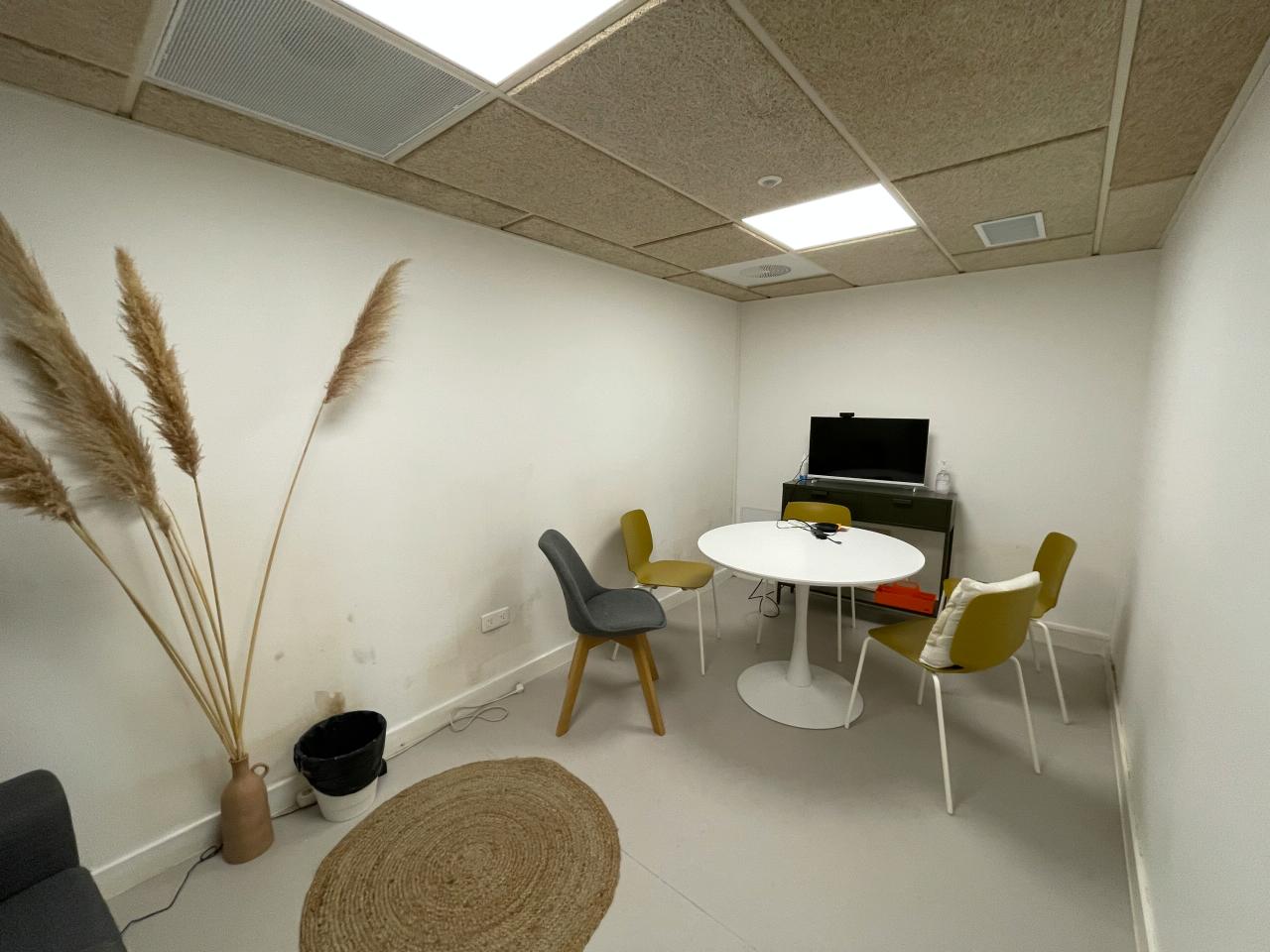 Coworking Nantes 0m² Location Coworking Nantes Loire-Atlantique OLBUR2532183 1