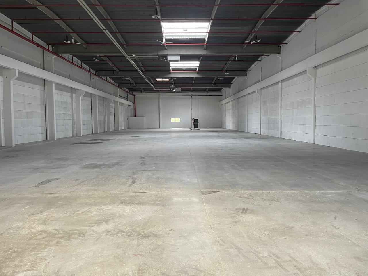 Local d'activité Rosny-sous-Bois 1592m² Location Local d'activité Rosny-sous-Bois Seine-Saint-Denis OLACT2643178