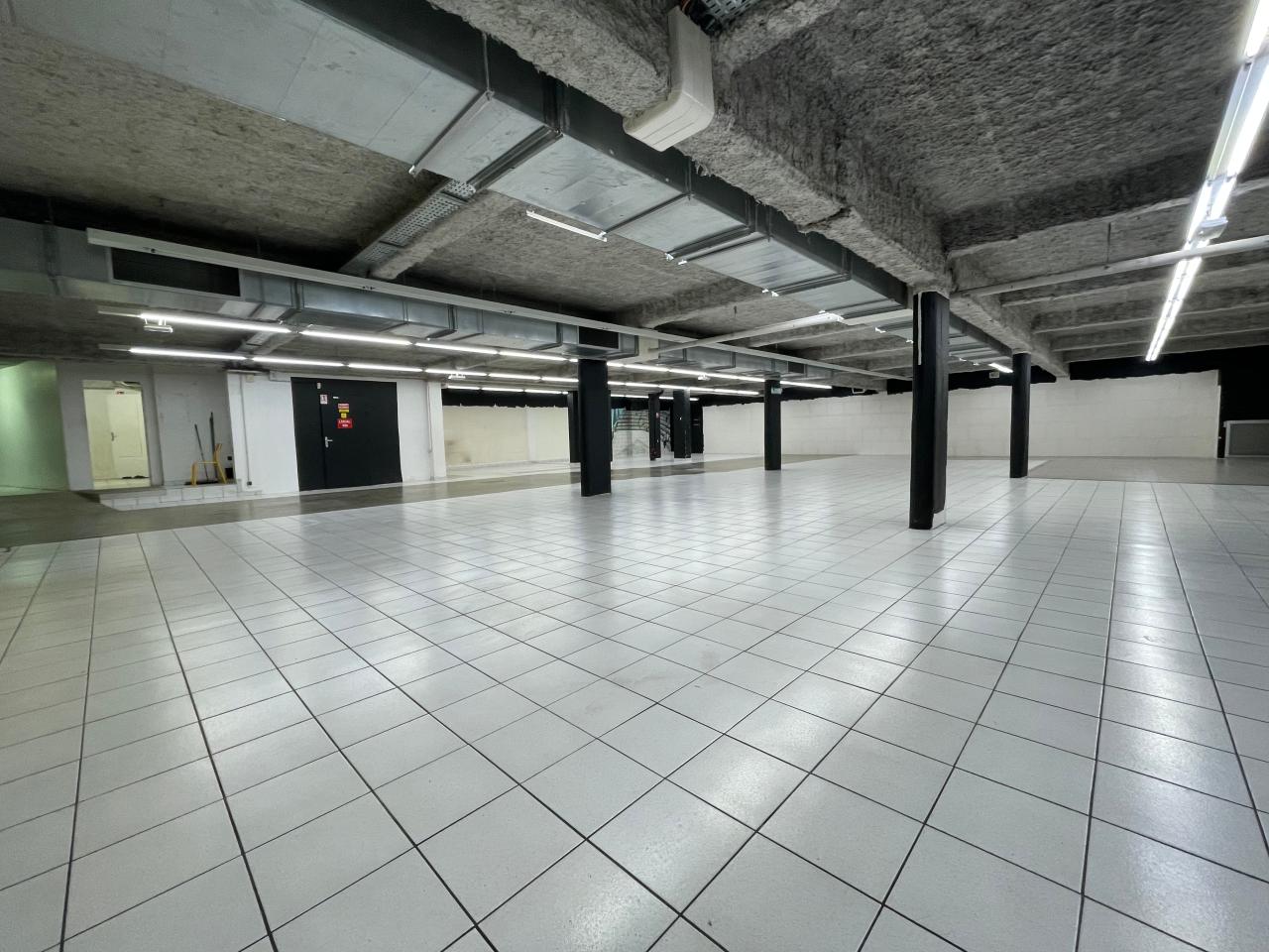 Commerce Chaville 546m² Location Commerce Chaville Hauts-de-Seine OLCOM2535908 1