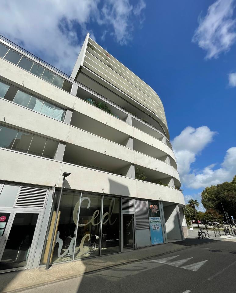 Commerce Bayonne 82m² Location Commerce Bayonne Pyrénées-Atlantiques OLCOM2534795 1