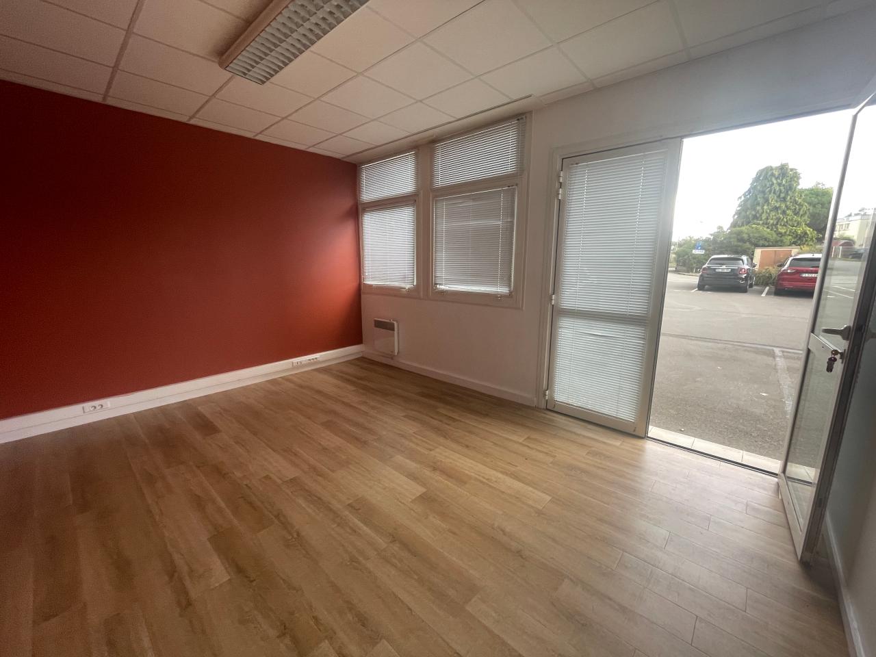 Bureau Cesson-Sévigné 826m² Location Bureau Cesson-Sévigné OLBUR2534512