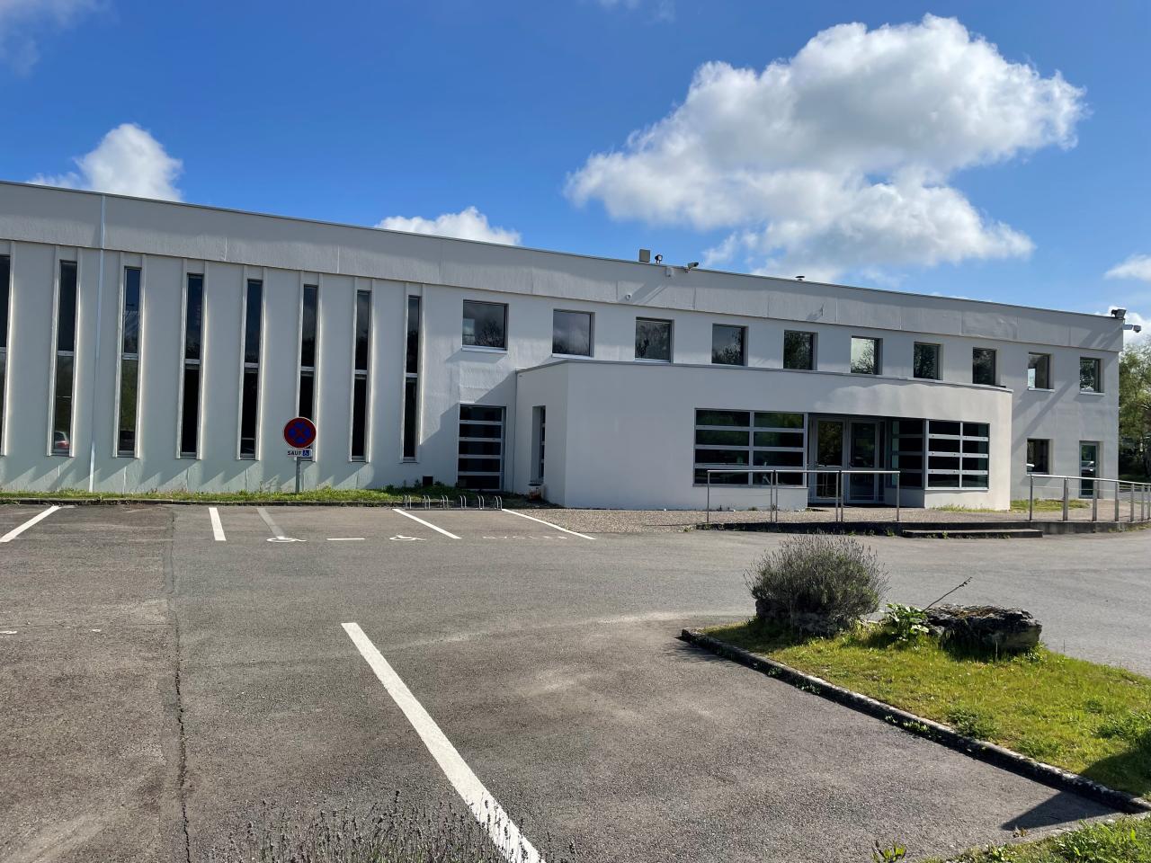 Bureau Saint-Cyr-en-Val 241m² Location Bureau Saint-Cyr-en-Val Loiret OLBUR2534619 1