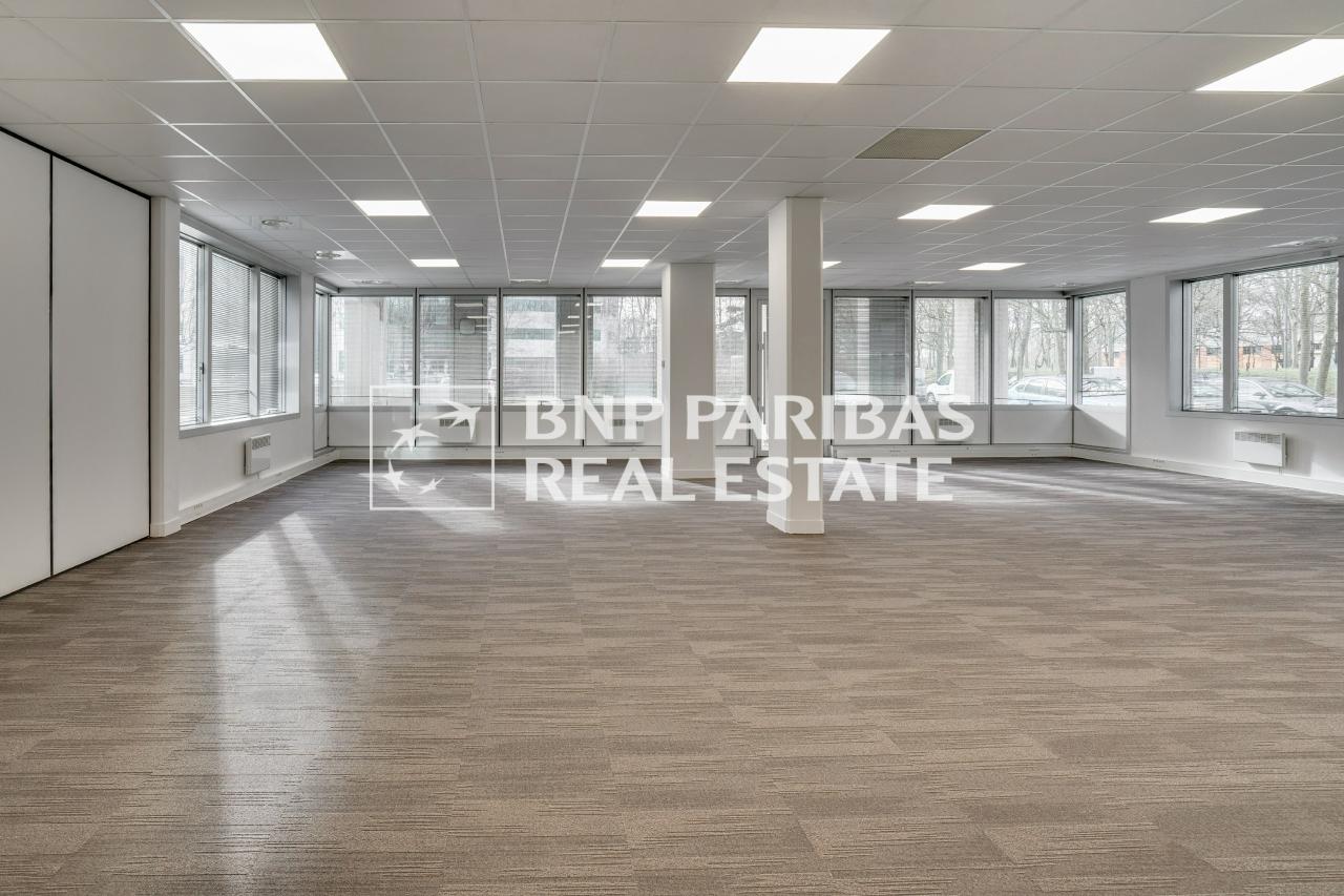 Bureau Villepinte 1588m² Vente Bureau Villepinte Seine-Saint-Denis OVBUR2309201 1