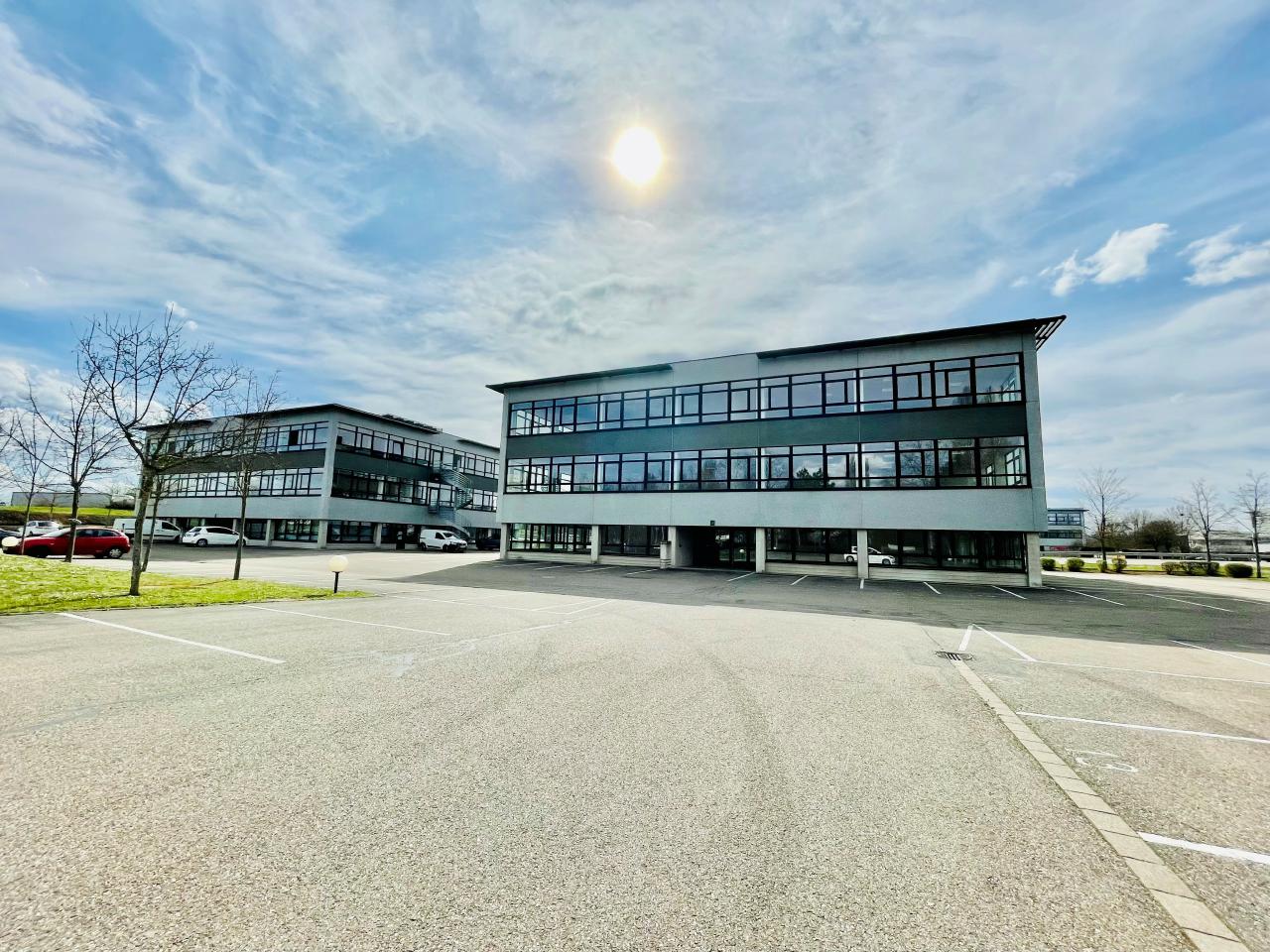 Bureau Entzheim 724m² Location Bureau Entzheim Bas-Rhin OLBUR2111264 1