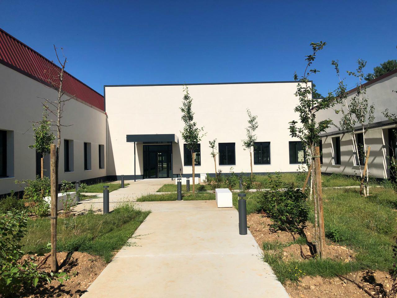 Local d'activité Vénissieux 1700m² Location Local d'activité Vénissieux Rhône OLACT2537727 1