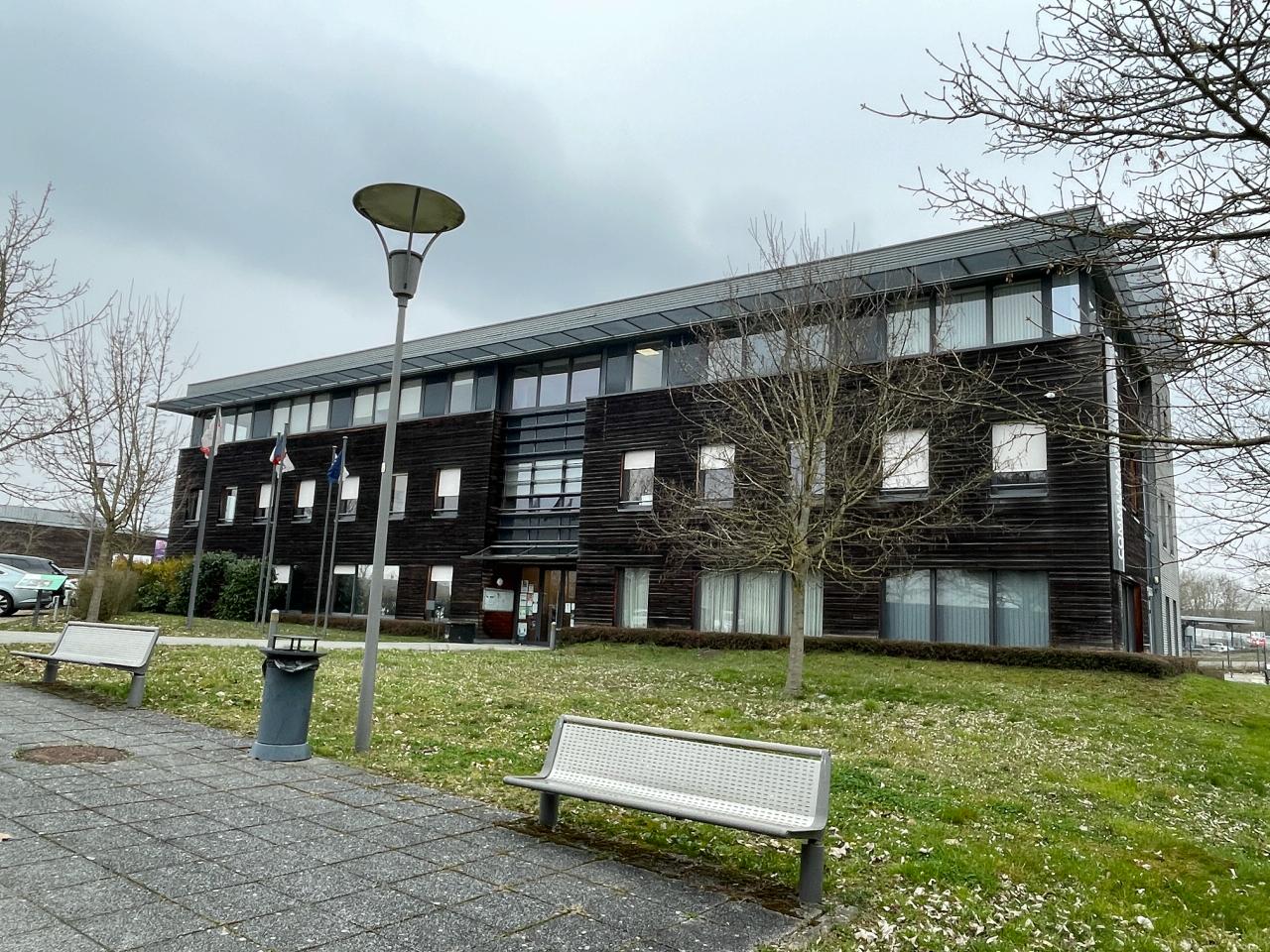 Bureau Yutz 1988m² Location Bureau Yutz Moselle OLBUR2531978 1