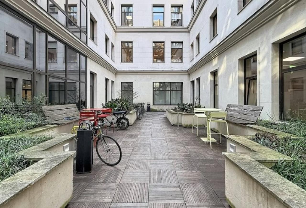 Coworking Paris 0m² Location Coworking Paris Paris OLBUR2100956 1