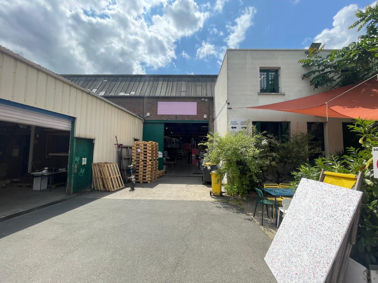 Local d'activité Aubervilliers 1365m² Location Local d'activité Aubervilliers Seine-Saint-Denis OLACT2532931 1