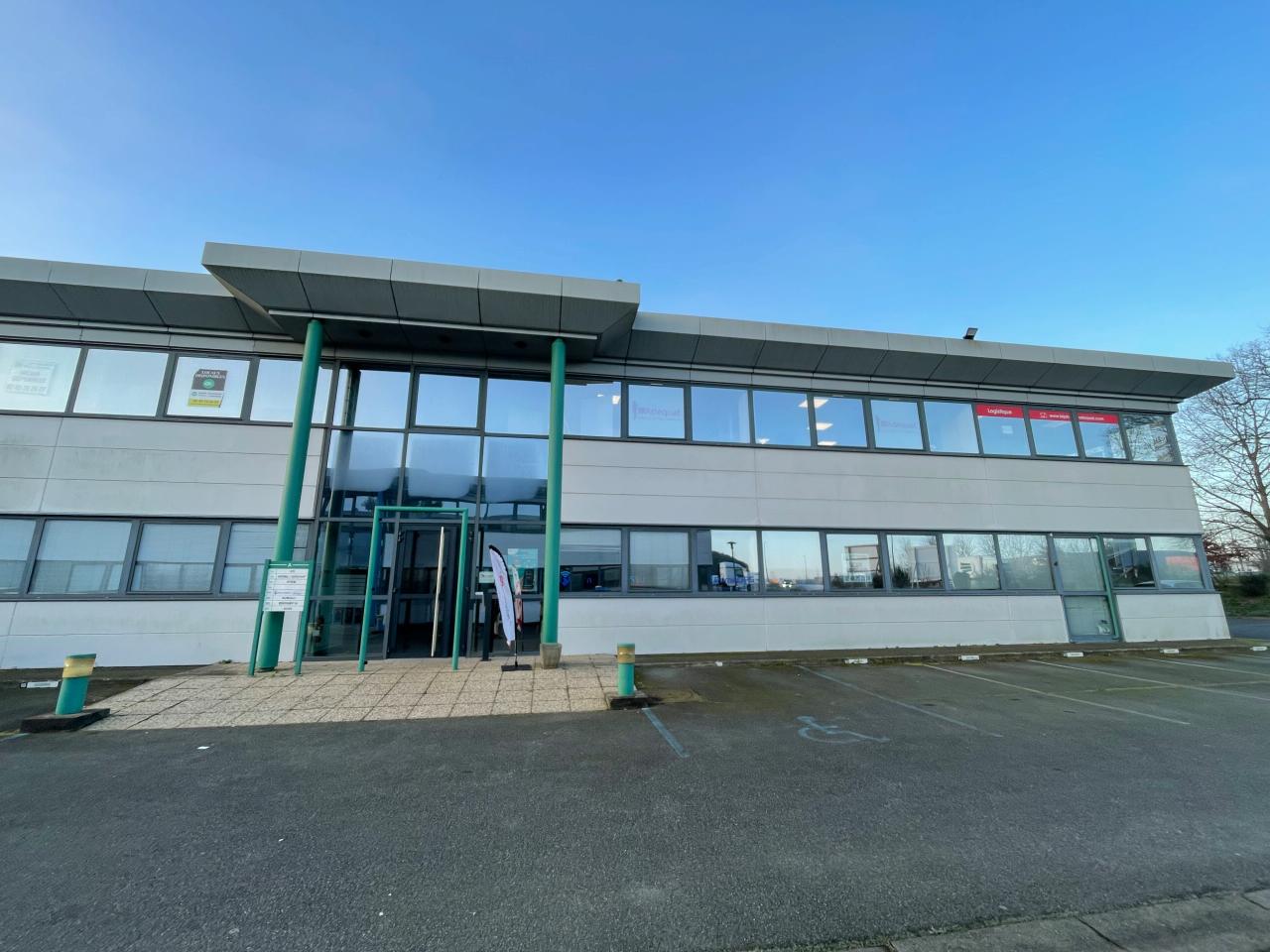 Bureau Sainte-Luce-sur-Loire 193m² Location Bureau Sainte-Luce-sur-Loire Loire-Atlantique OLBUR2428469 1