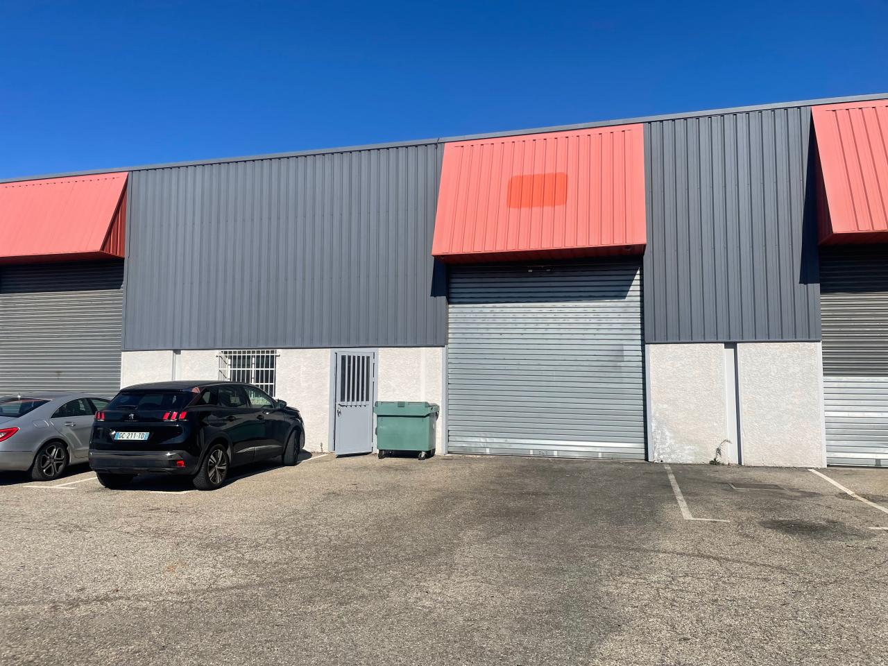 Local d'activité Rognac 452m² Location Local d'activité Rognac Bouches-du-Rhône OLACT2535302 1