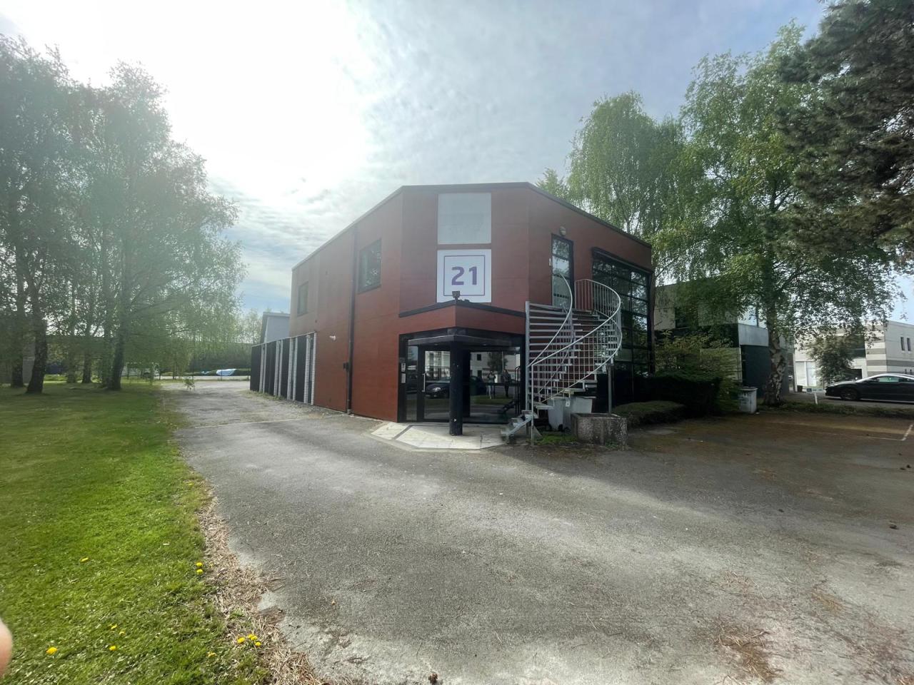 Bureau Villeneuve-d'Ascq 366m² Location Bureau Villeneuve-d'Ascq Nord OLBUR2531701 1