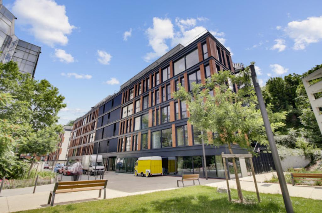 Coworking Lyon m² Location Coworking Lyon OLBUR2110613