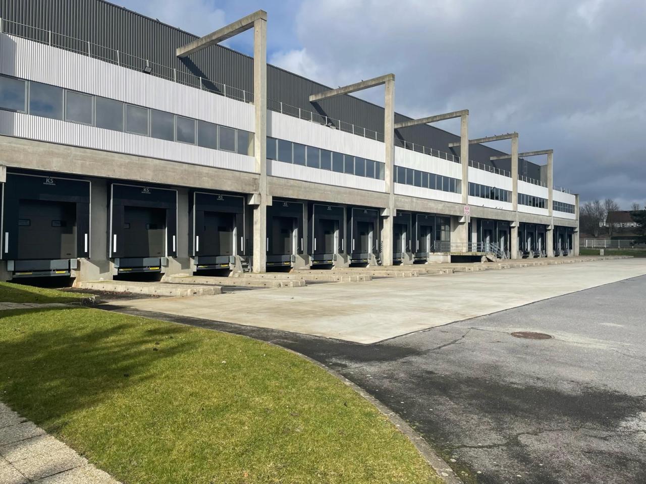 Entrepôt Classe A Gretz-Armainvilliers 60777m² Location Entrepôt Classe A Gretz-Armainvilliers Seine-et-Marne OLLOG2116037 1