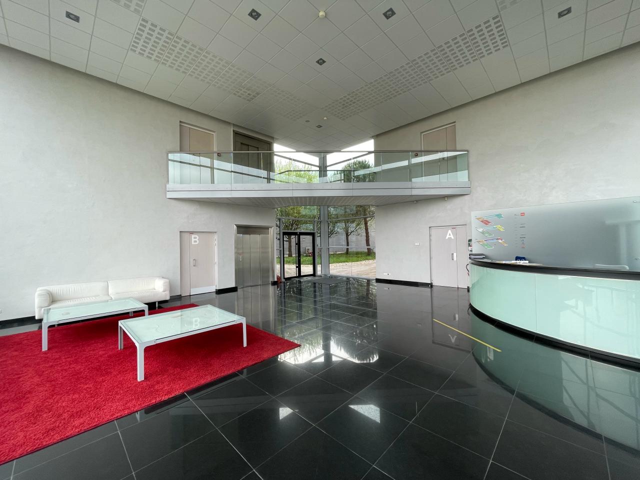 Bureau Le Grand-quevilly 586m² Location Bureau Le Grand-quevilly Seine-Maritime OLBUR2531530 1