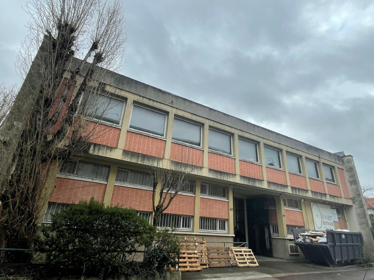 Local d'activité Clamart 2100m² Location Local d'activité Clamart Hauts-de-Seine OLACT2421453 1