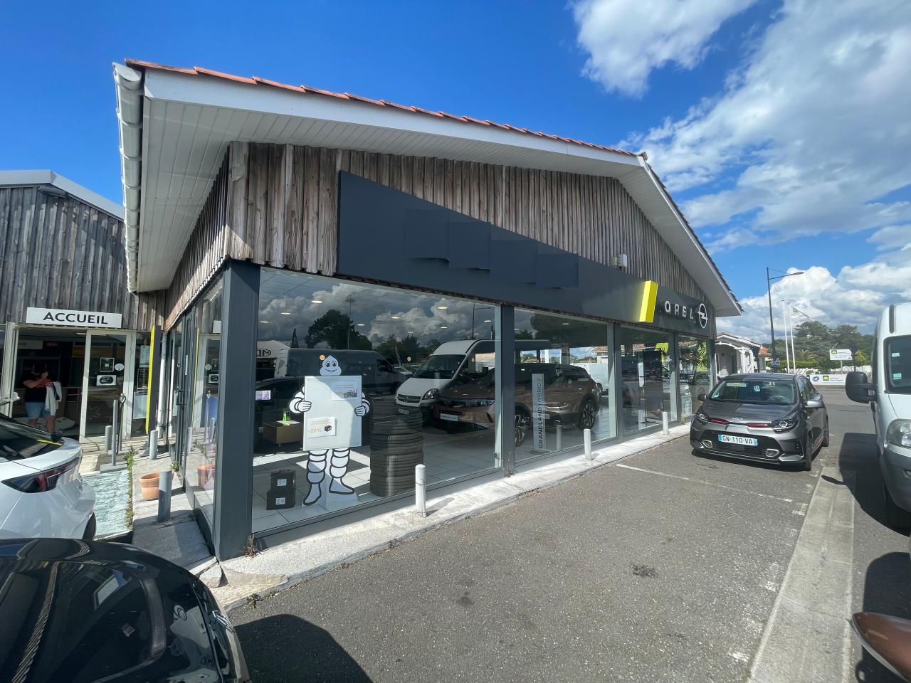 Local d'activité Teste-de-Buch 800m² Location Local d'activité Teste-de-Buch OLACT2428452