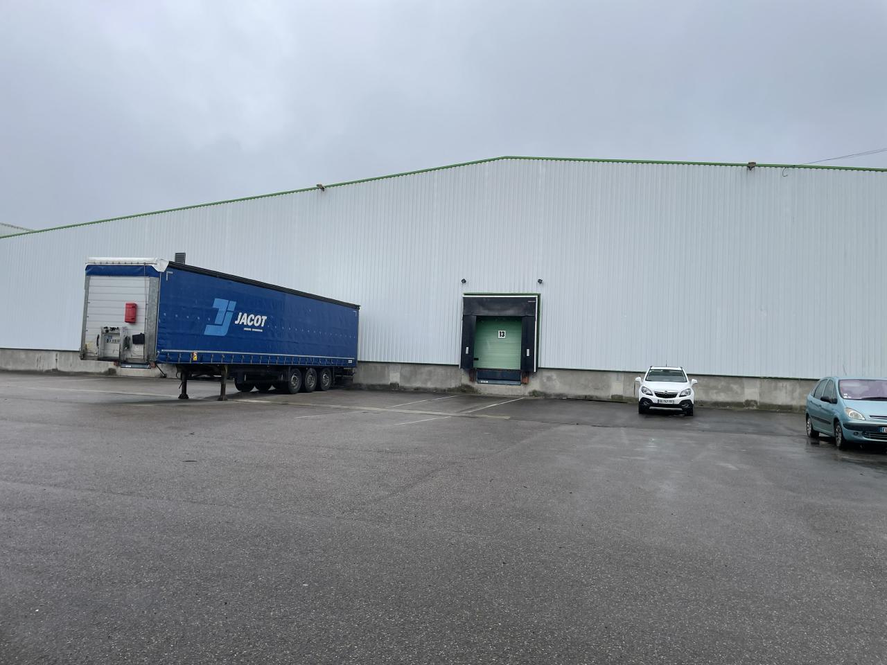 Entrepôt Classe B Villers-Bretonneux 8080m² Location Entrepôt Classe B Villers-Bretonneux OLLOG2423876