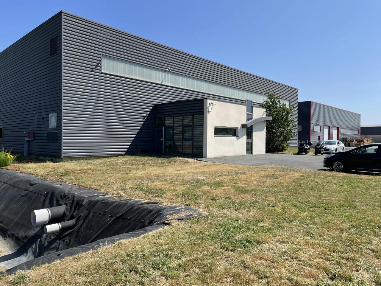 Local d'activité La Planche 3355m² Location Local d'activité La Planche OLACT2532756